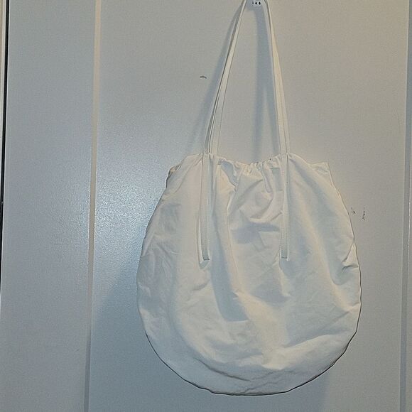 Low Classic Women's Natural Shirring String Shoulder Bag Excellent White - Picture 7 of 12